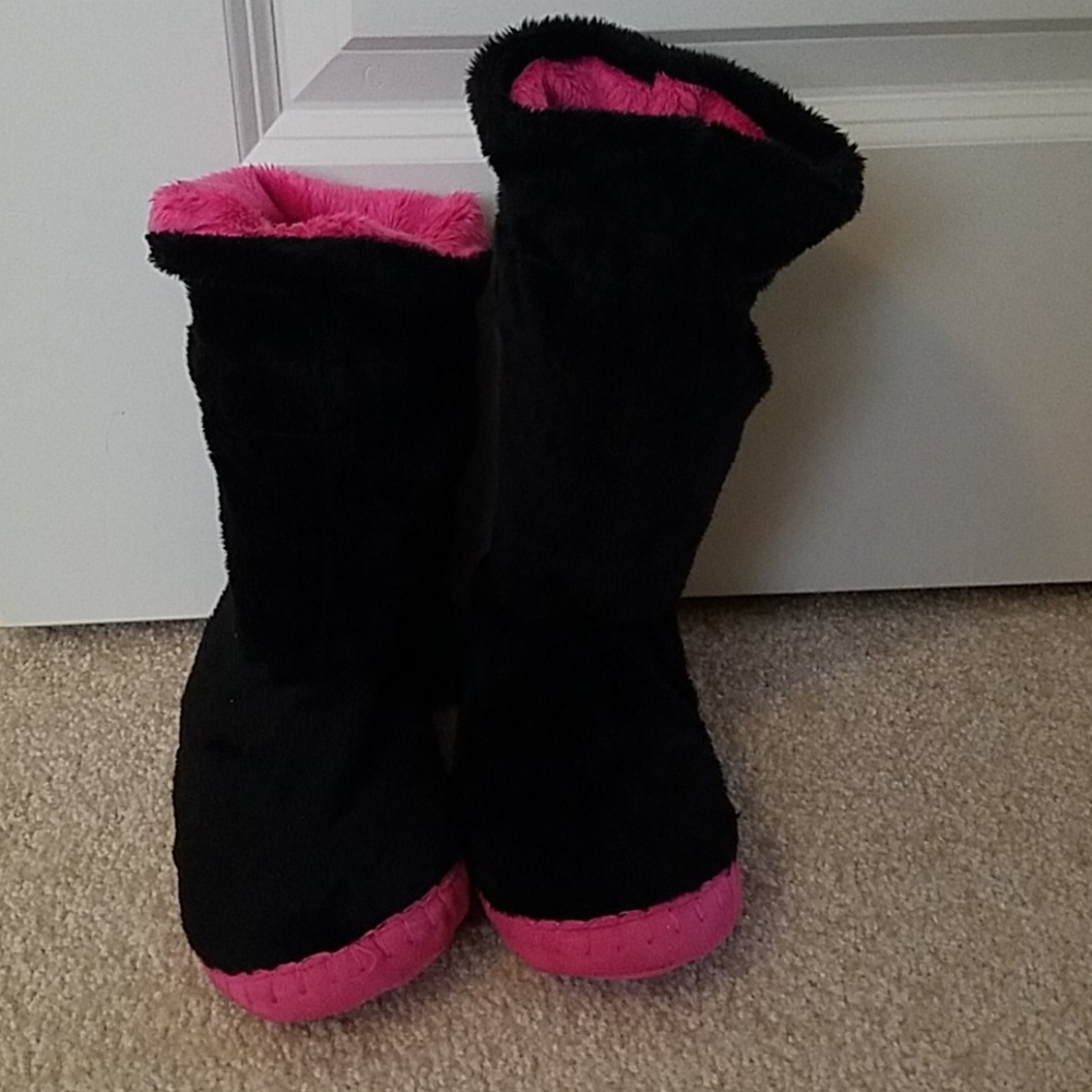 Betsey Johnson Slipper Boots NWOT